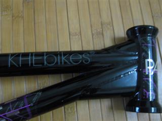 KHE Paris III Black
