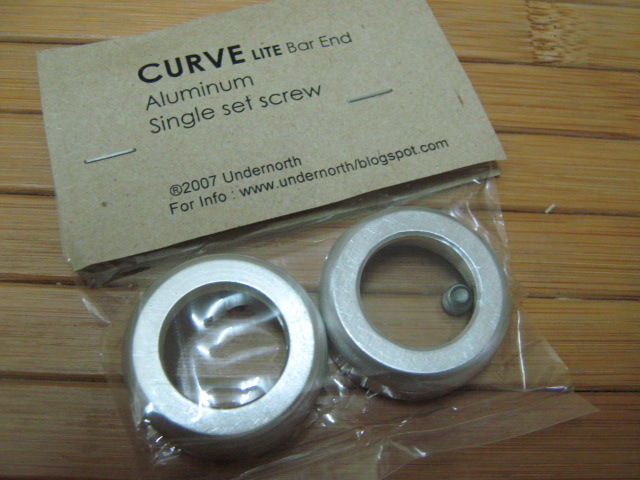 Undernorth Curve Lite Bar End